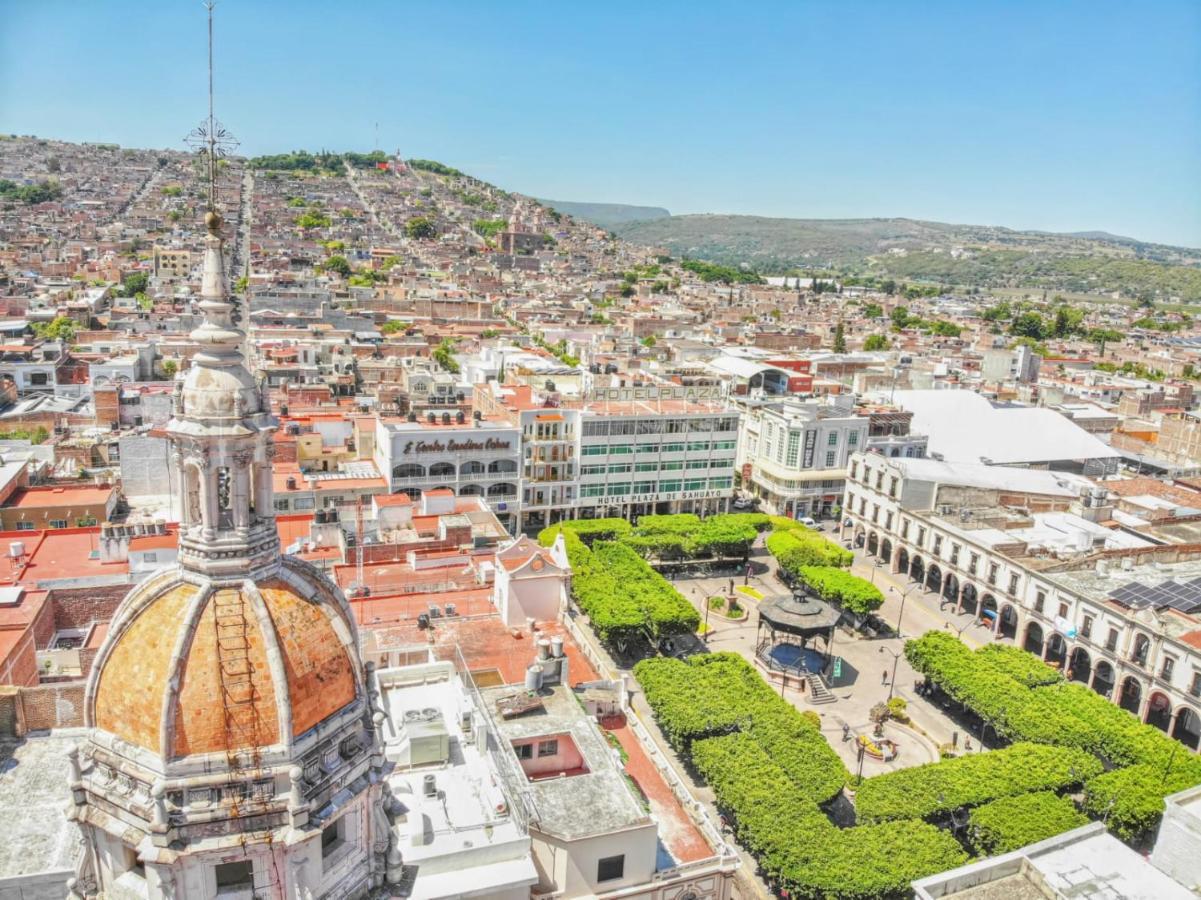 Hotel Plaza Sahuayo Экстерьер фото