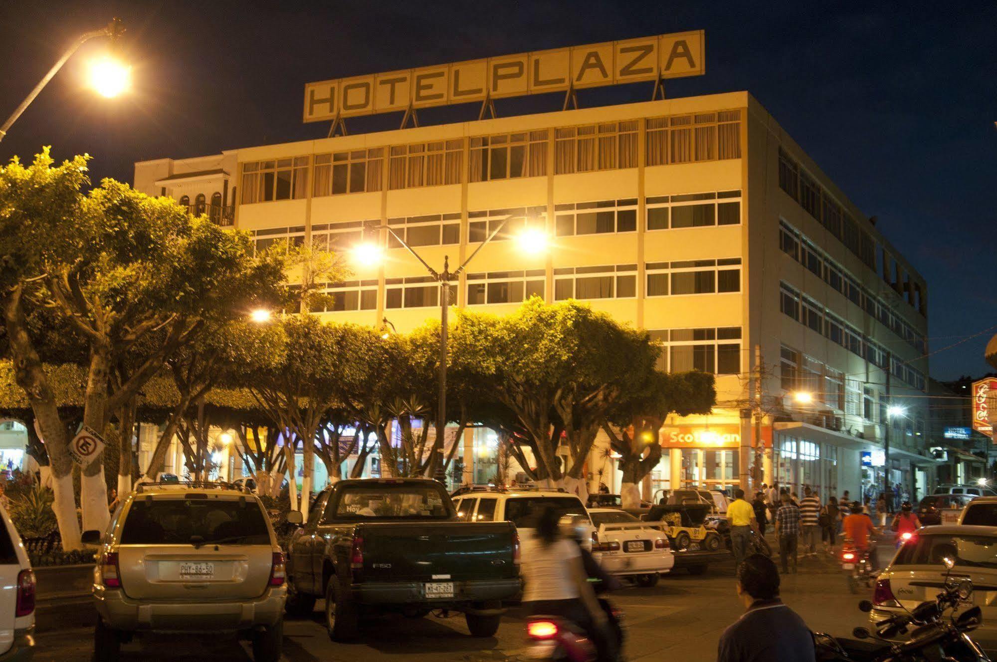 Hotel Plaza Sahuayo Экстерьер фото